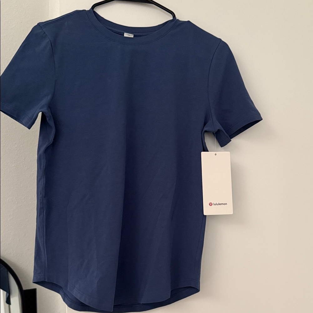 lululemon athletica Navy Blue Short Sleeve Tee